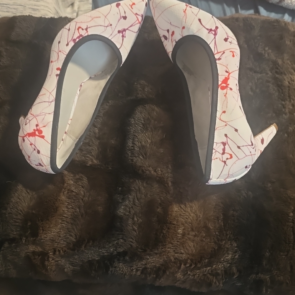 LOGO by Lori Goldstein White Heels with Red and Purple Design